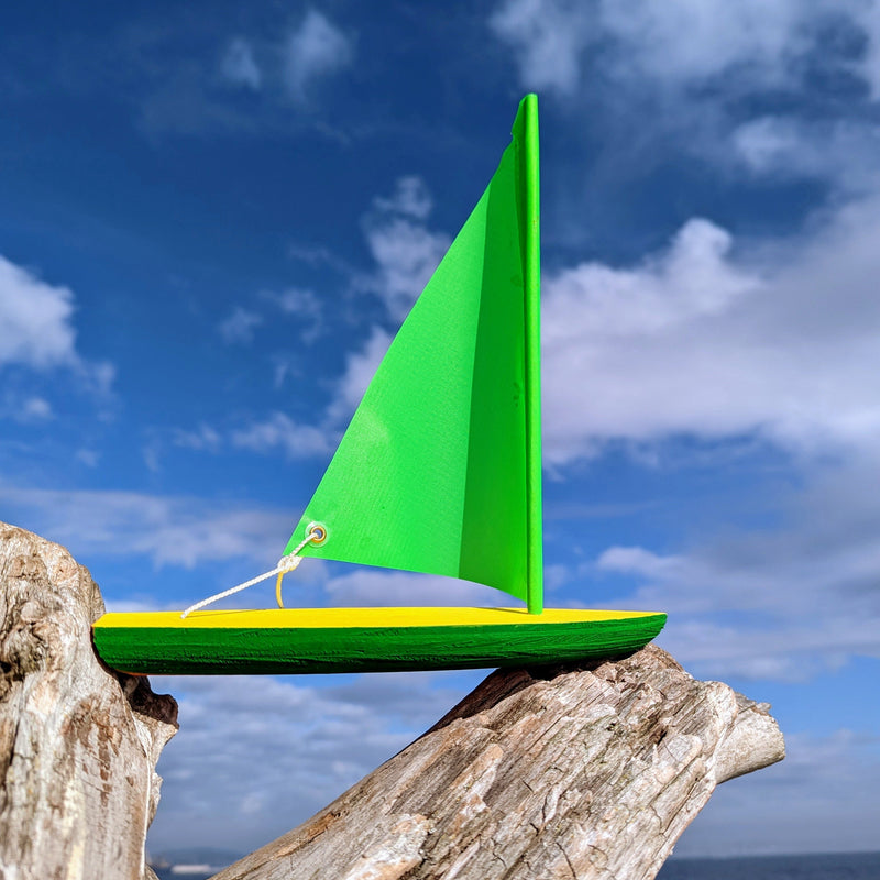 9 Paintable Toy Boat Kit - Handcrafted wooden sailboat for kids.