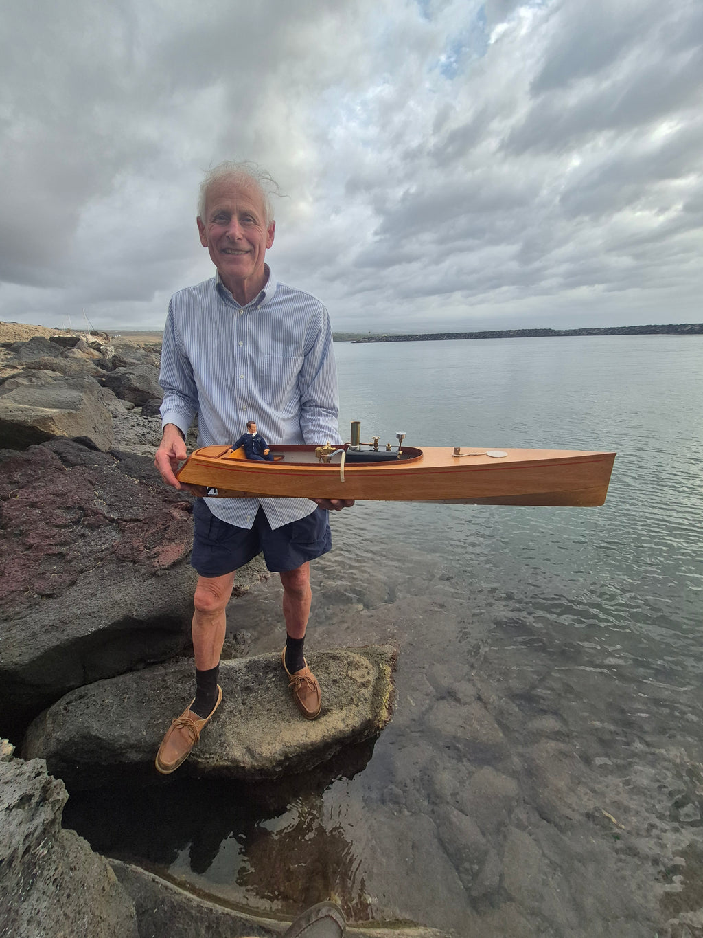 The Stormy 40: Classic Wooden RC Motor Launch (Steam or Electric)