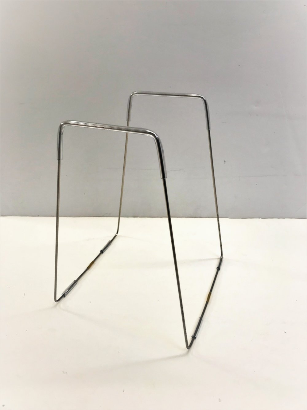 T39 Table Stand