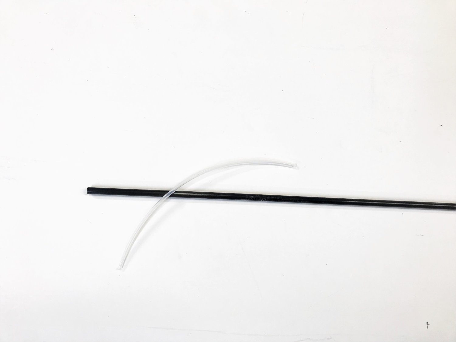 RC Sailboat Racing: The Carbon Fiber Mast is Preferred for Racing the T37