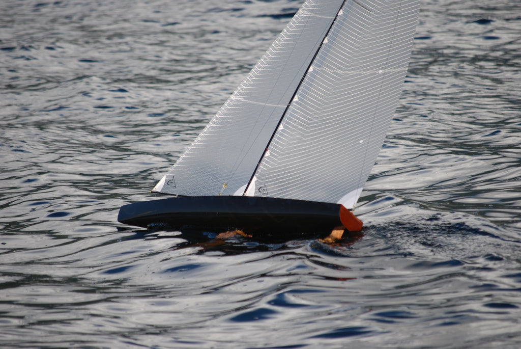 T50 CARBON FIBER Radio Controlled Racing Sloop
