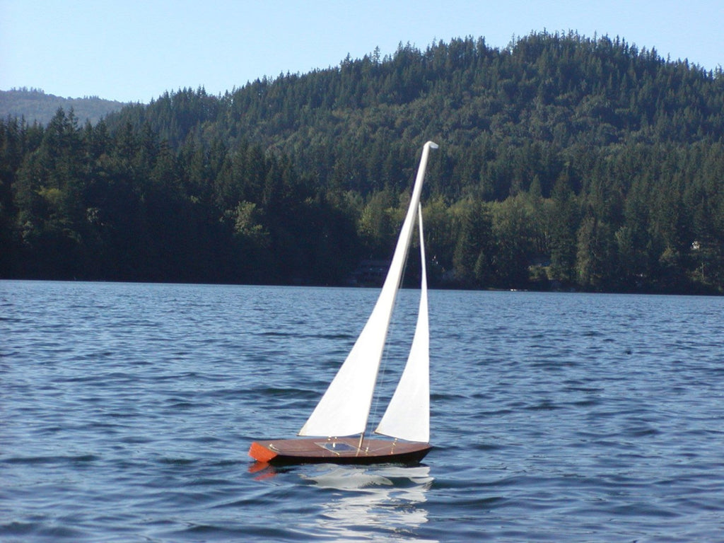 Model Sailboat Sailing: T27 RC Sailboat Sailing Beautifully