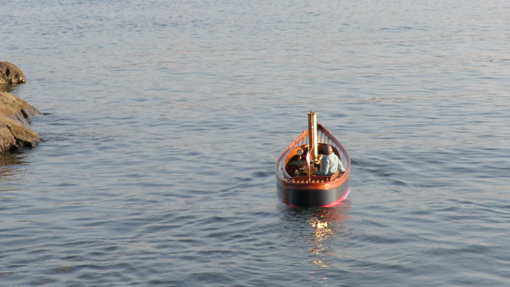 RC Boat: Stormy 45 Steam or Electric