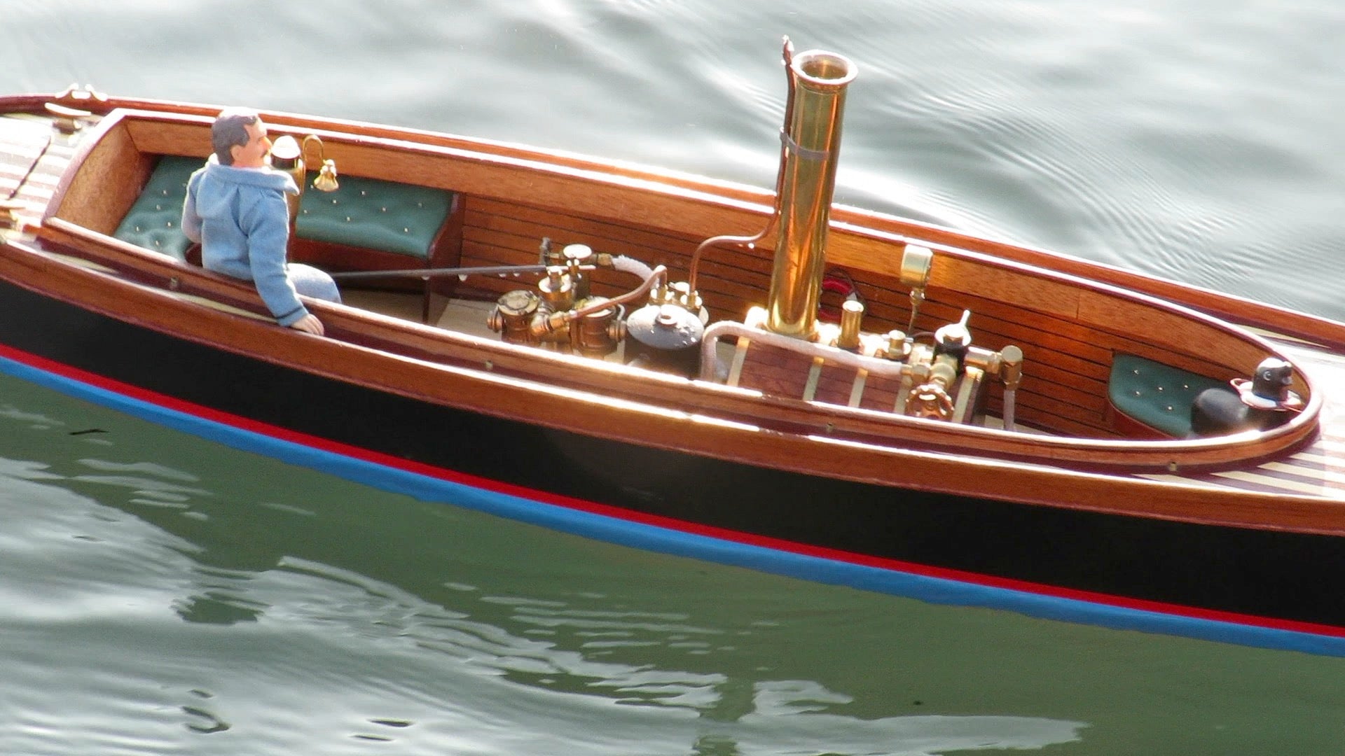 RC Boat: Stormy 45 Steam or Electric