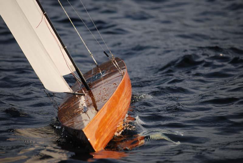 T65 Radio Controlled Racing Sloop