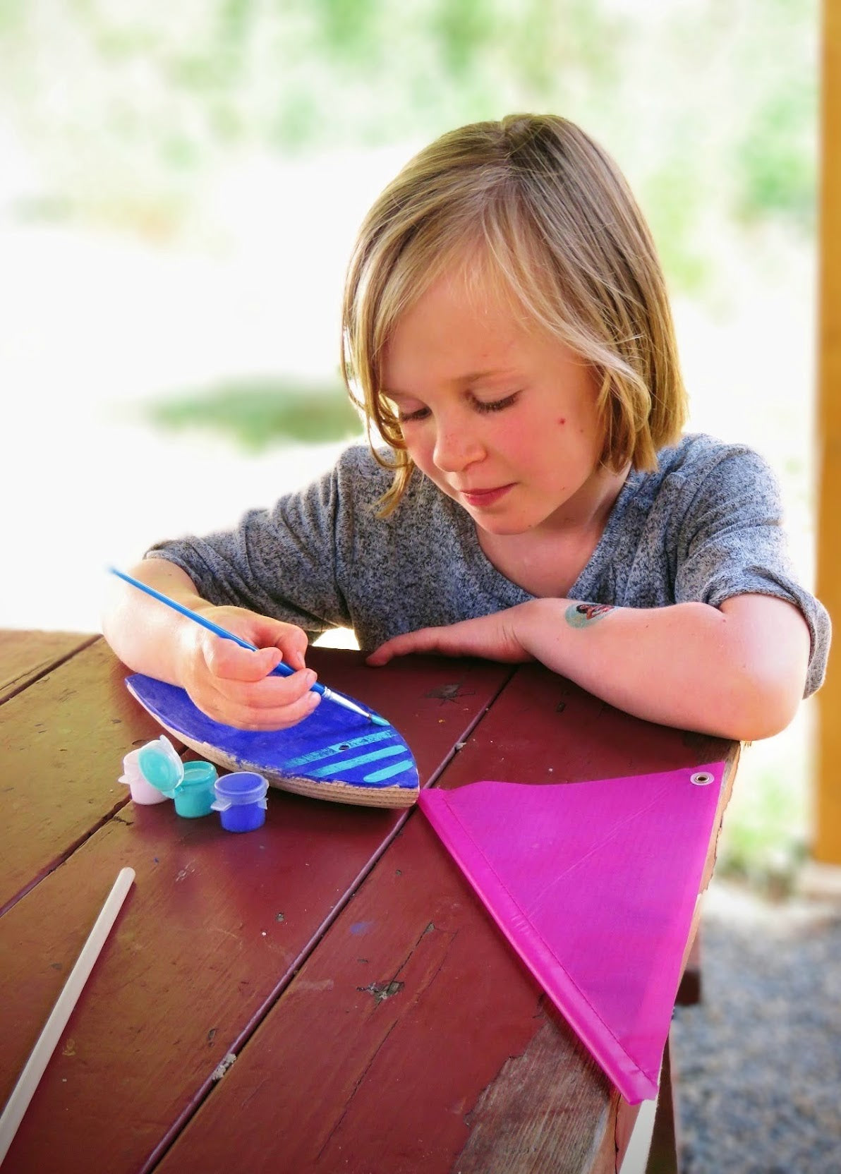 9 Paintable Toy Boat Kit - Handcrafted wooden sailboat for kids.