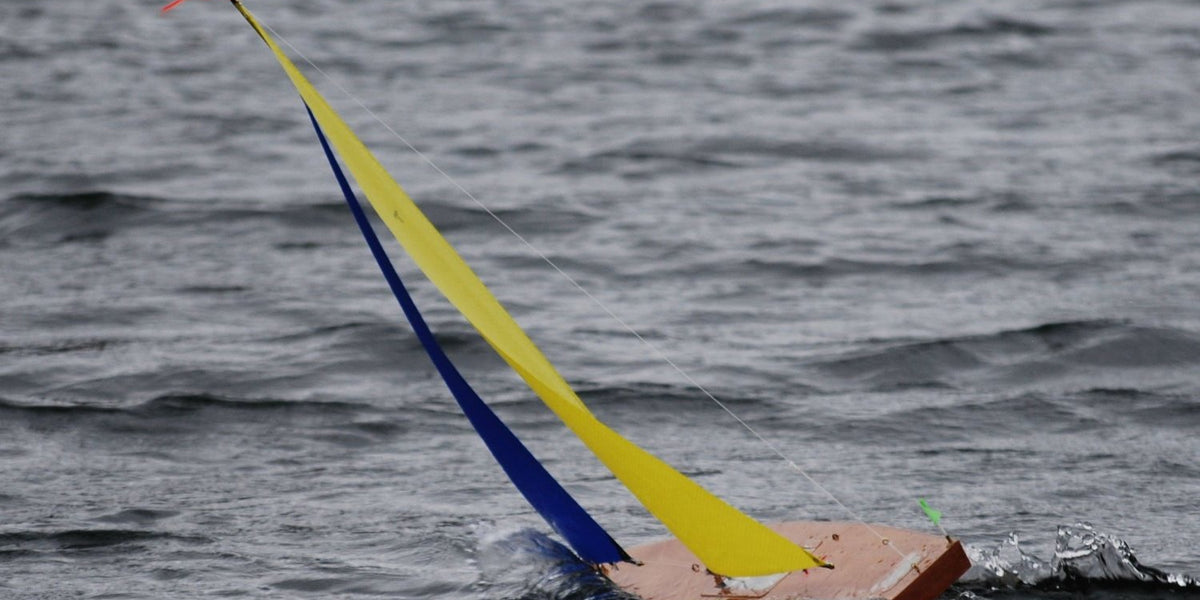 RC Sailboat: Heavy Air Rig for the T37 Remote Control Sailboat ...