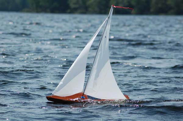 Wooden Sailboat Models: A Beautiful Wooden RC Sailboat Sailing 