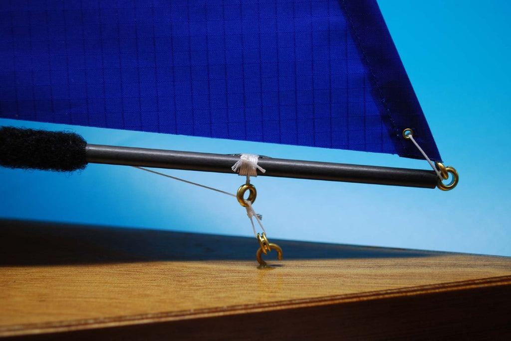 RC Sailboat: T37 Remote Control Sailboat Heavy Air Rig Rigging Details